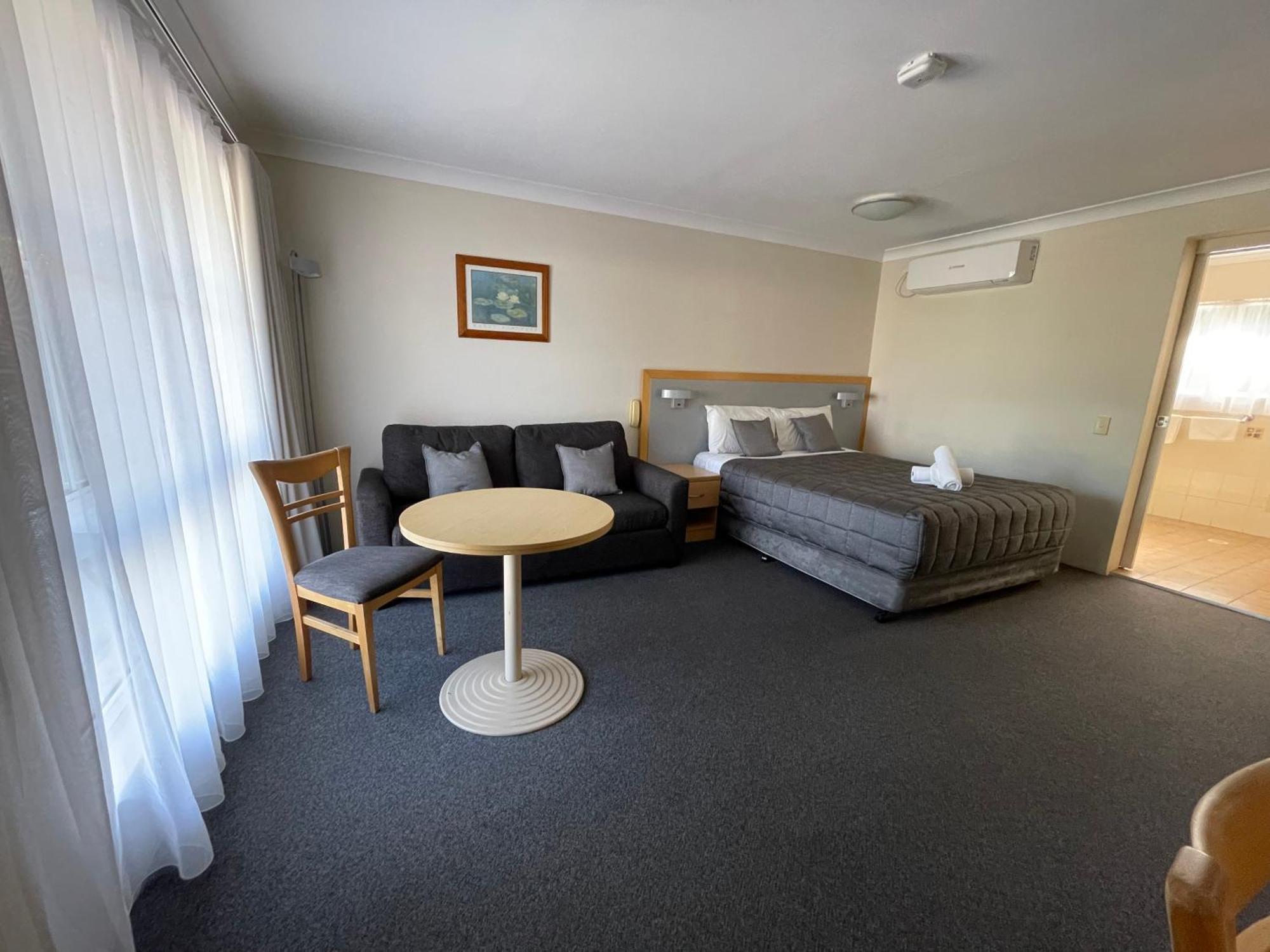 ناورا George Bass Motor Inn المظهر الخارجي الصورة