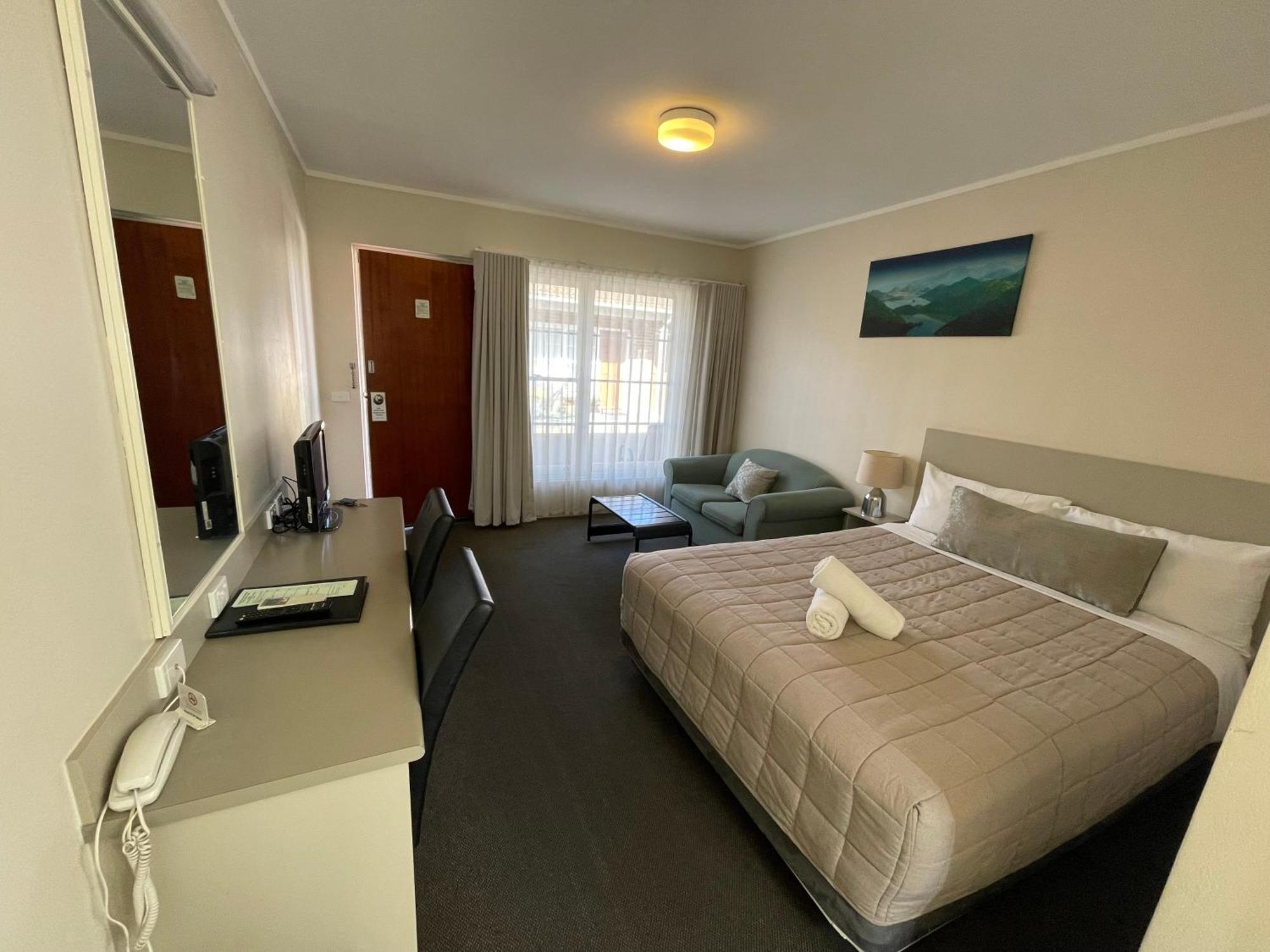ناورا George Bass Motor Inn المظهر الخارجي الصورة