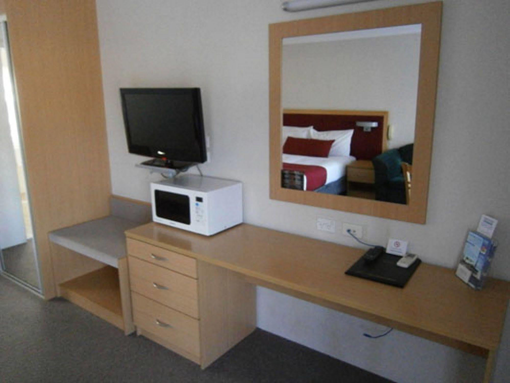 ناورا George Bass Motor Inn المظهر الخارجي الصورة